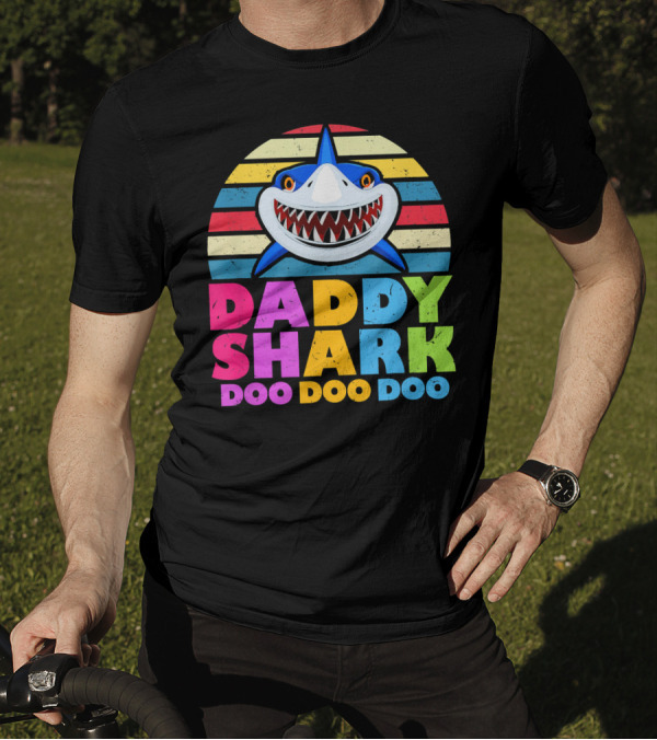 Daddy Shark Doo Doo Doo Rainbow Stripe Shark Face T-Shirt