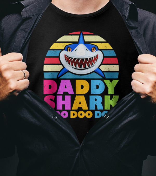 Daddy Shark Doo Doo Doo Rainbow Stripe Shark Face T-Shirt