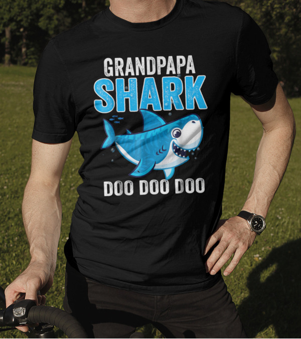 Grandpapa Shark Doo Doo Doo T-Shirt