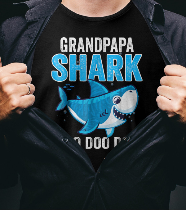 Grandpapa Shark Doo Doo Doo T-Shirt