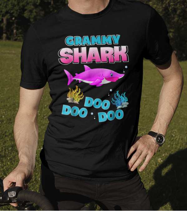Grammy Shark Doo Doo Doo Ocean Fun T-Shirt