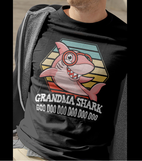 Grandma Shark Doo Doo Doo Family Shark T-Shirt