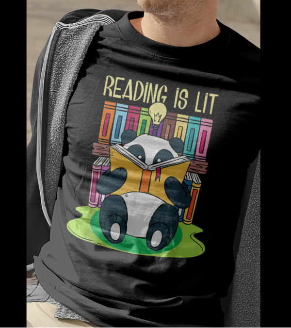 Reading Is Lit Panda Bear With Books And Light Bulb Funny English T-Shirt
