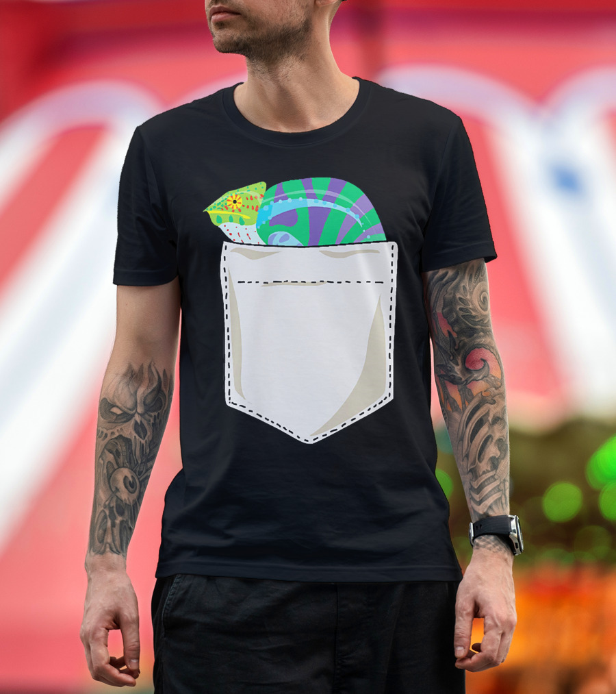 Pocket Chameleon Christmas Style Best For Holiday Fun T-Shirt