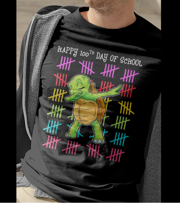 HAPPY 100TH DAY OF SCHOOL For Tor Dabbing Turtle With Colorful Tally Marks T-Shirt