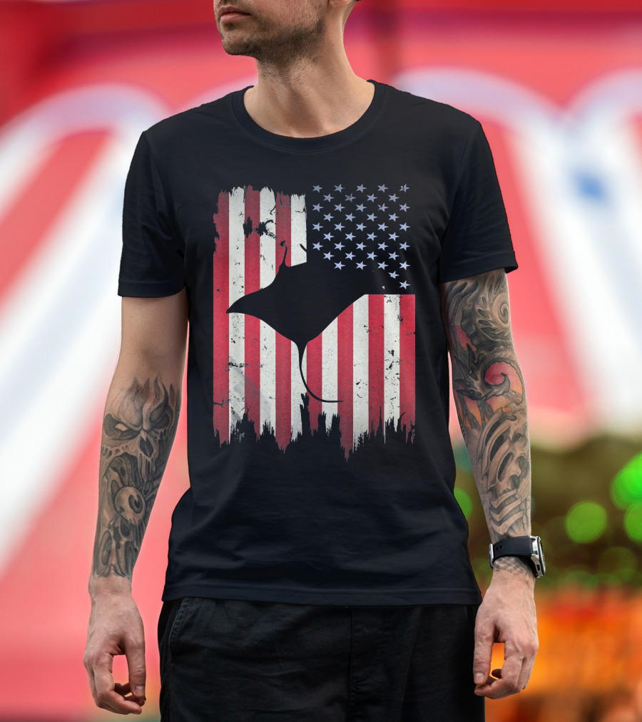 Manta Ray American Flag Fourth of July USA T-Shirt