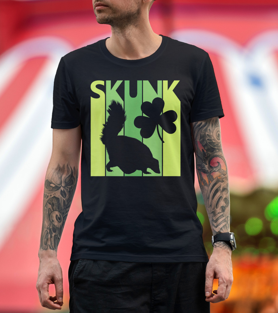 Lucky Skunk St Patricks Day Shamrock T-Shirt