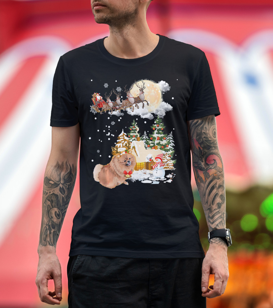 Pomeranian Christmas Town with Santa and Reindeer T-Shirt