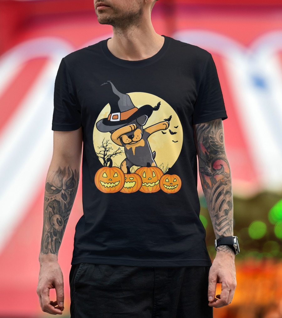 Dabbing Rottweiler Halloween Witch Hat Pumpkins Full Moon Bats T-Shirt