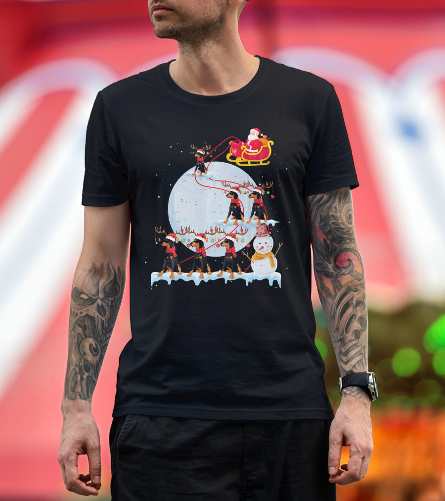 Funny Christmas Doberman Dogs Pulling Santa's Sleigh with Snowman Scene T-Shirt