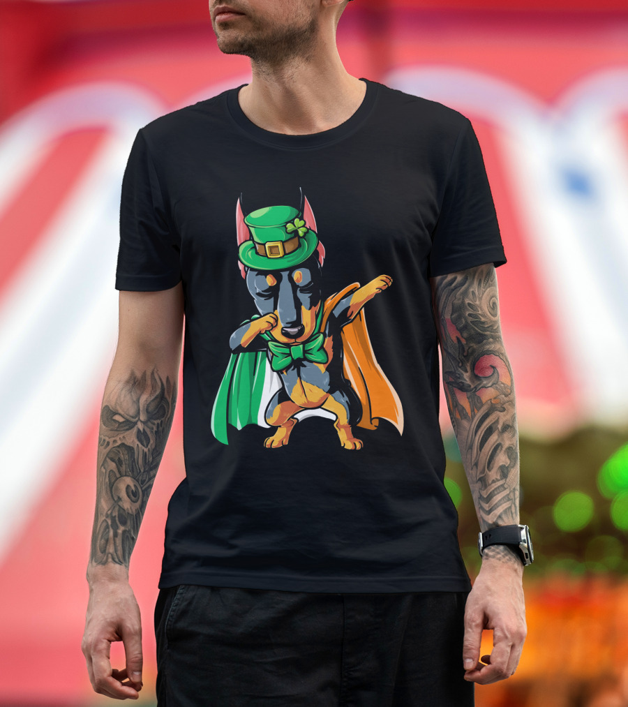 Dabbing Doberman Dog Irish Flag Leprechaun Hat St Patricks Day T-Shirt