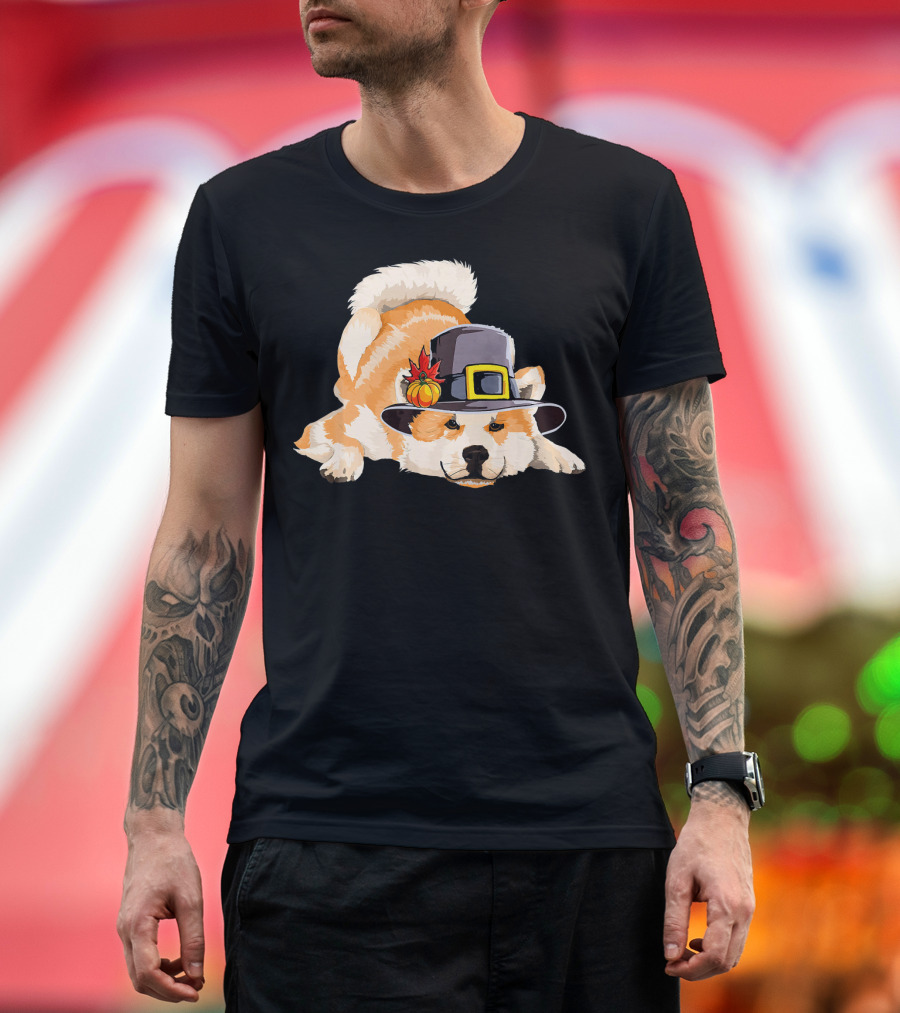 Akita Inu in Pilgrim Hat with Pumpkin Accent T-Shirt