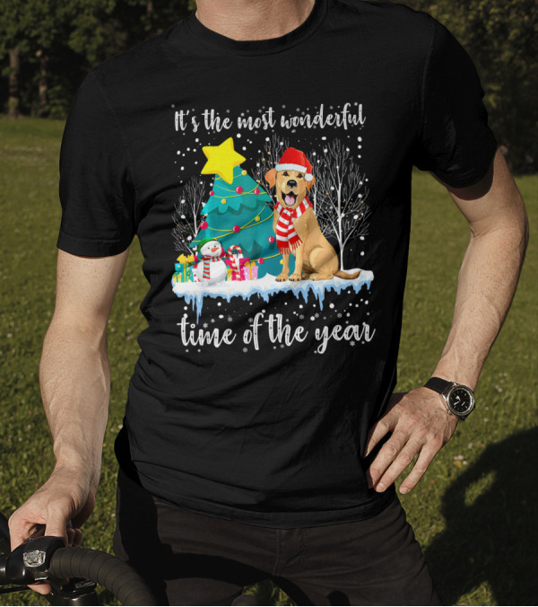 Labrador Retriever It's The Most Wonderful Time Of The Year Christmas Scene T-Shirt