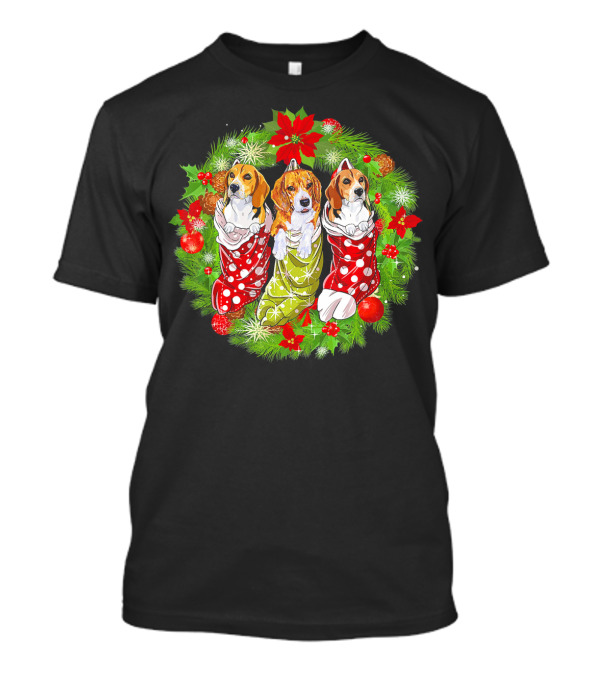 Christmas Beagles In Stockings Holiday Wreath T-Shirt