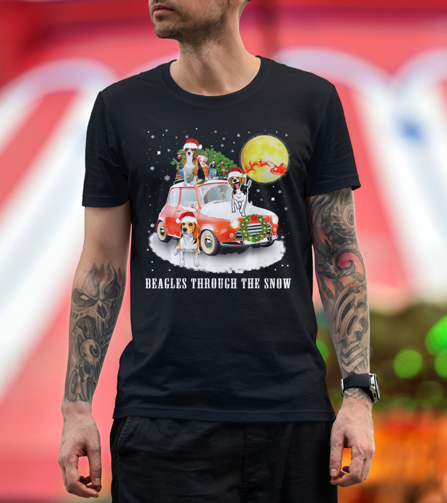 Beagles Through the Snow Santa Hats Christmas Car Moon Sled T-Shirt
