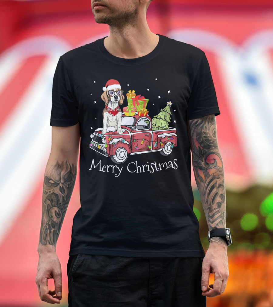 Merry Christmas Cute Beagle Dog on Pickup Truck with Gifts and Tree T-Shirt