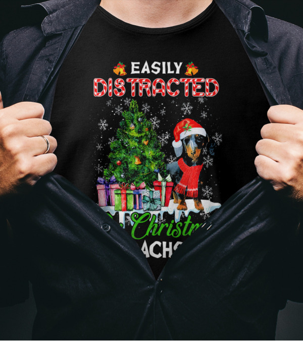 Easily Distracted By Christmas And Dachshund Christmas Tree Snowflakes T-Shirt