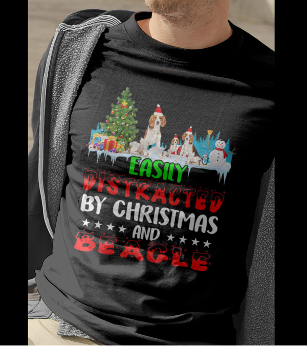 Easily Distracted By Christmas And Beagle With Santa Hats Snowman Gift Boxes T-Shirt