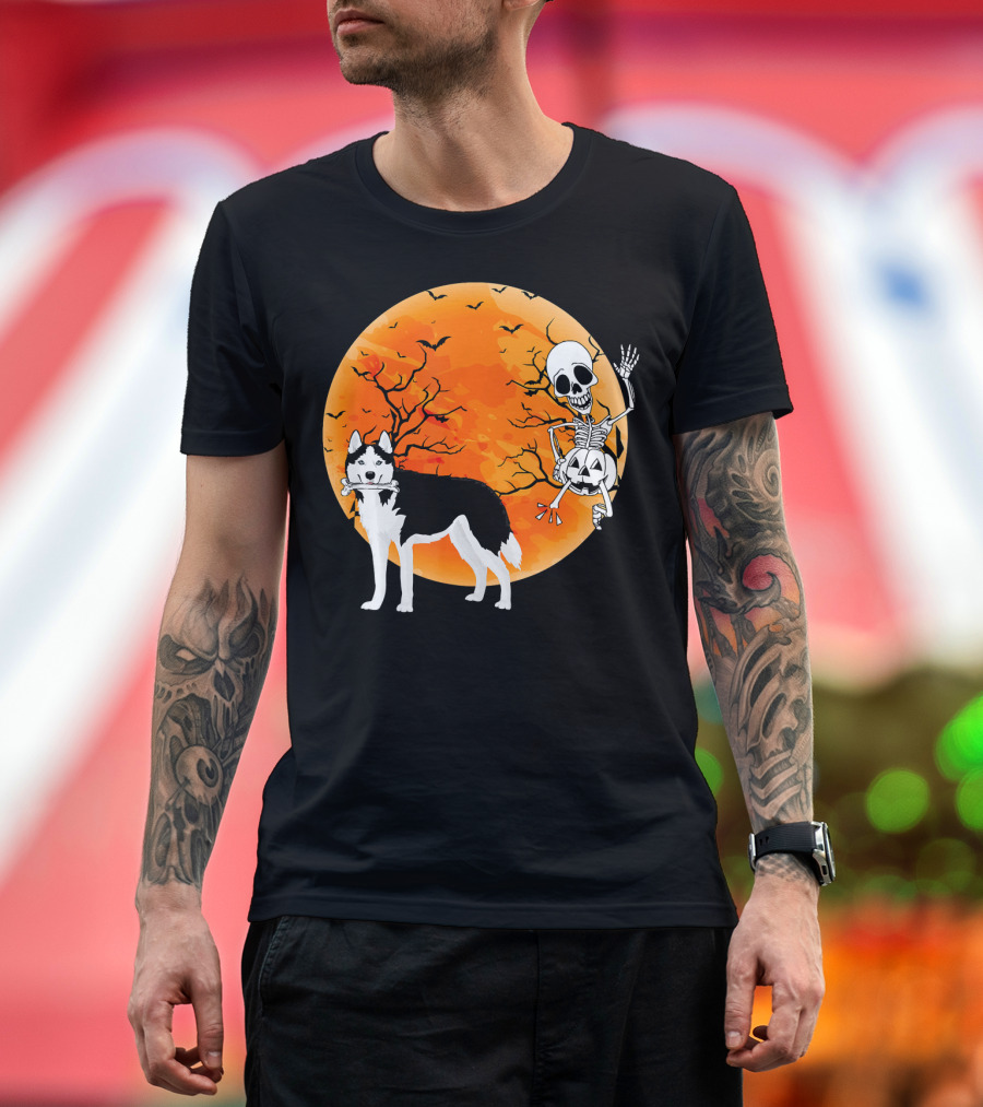 Funny Siberian Husky Dog and Skeleton Halloween Scene T-Shirt