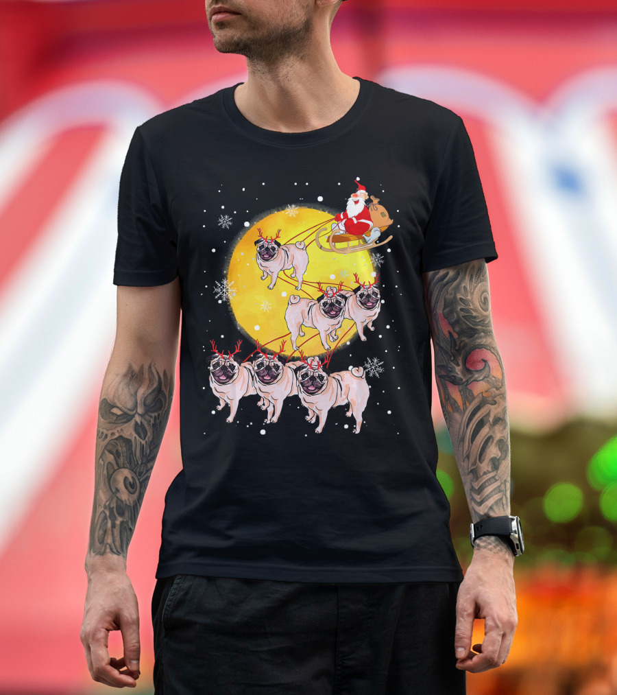 Santa Sleigh with Pug Reindeers and Snowflakes Christmas Scene T-Shirt