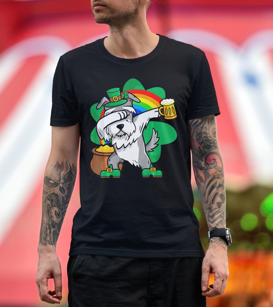Dabbing Schnauzer with Leprechaun Hat Rainbow Beer Mug Shamrock Pot of Gold T-Shirt