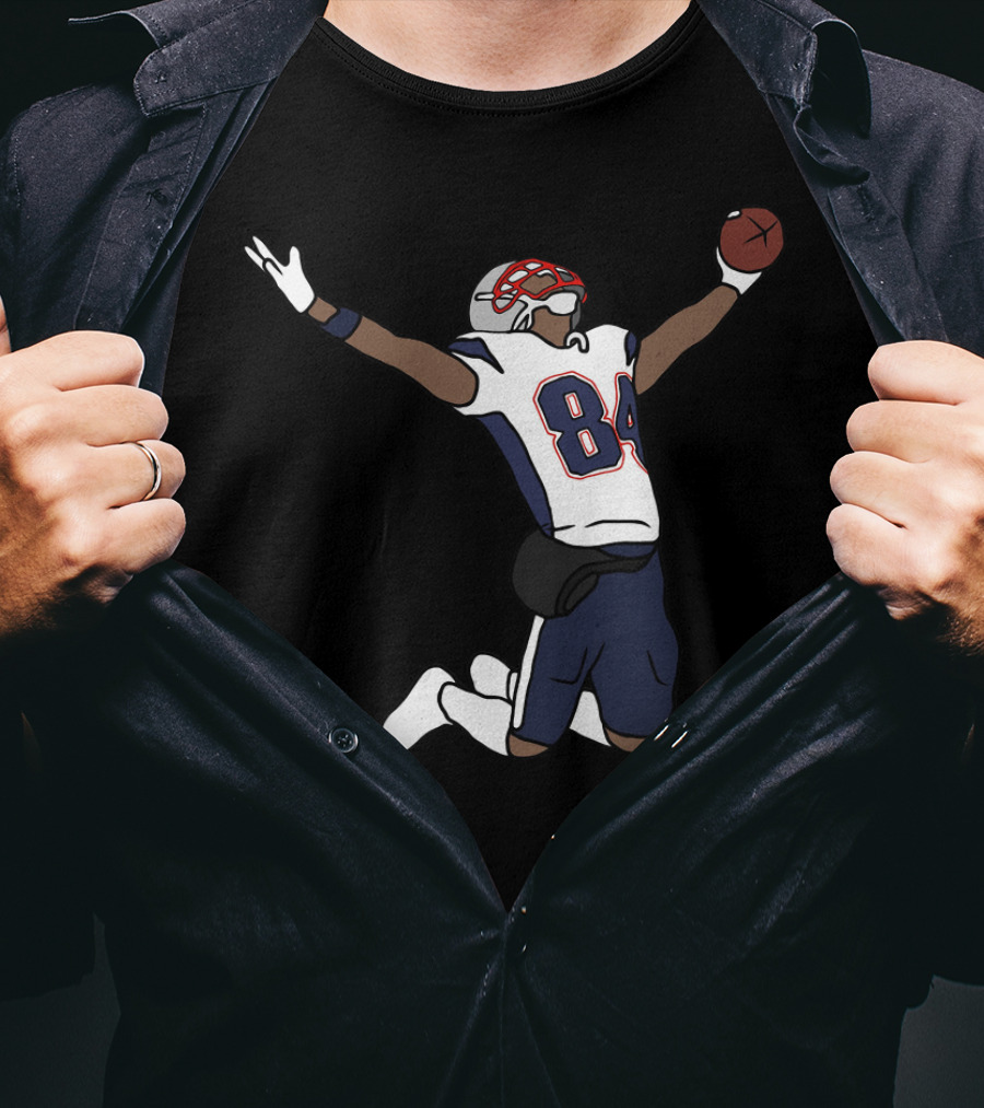 Antonio Brown Patriots Celebration Jumping Football Player Number 84 T-Shirt