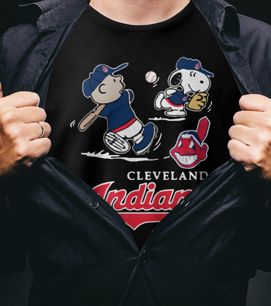 Charlie Brown Snoopy Cleveland Indians Baseball Peanuts T-Shirt