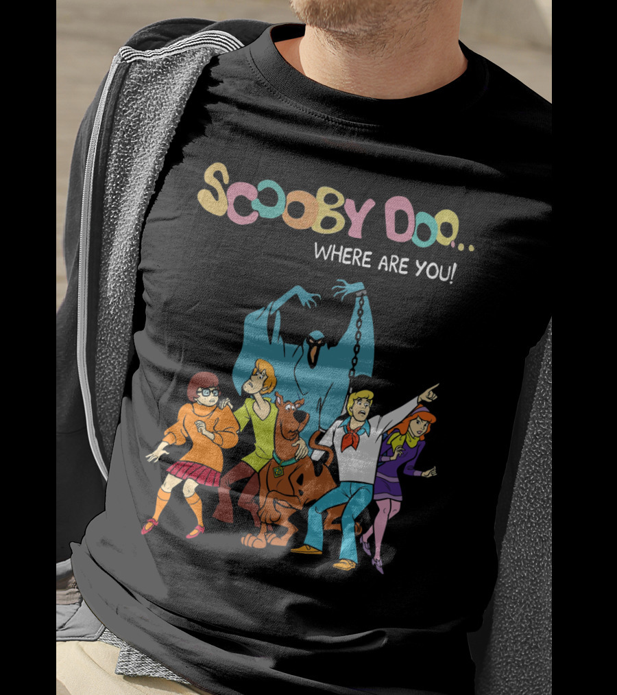 Scooby Doo Where Are You Group And Phantom Scene T-Shirt
