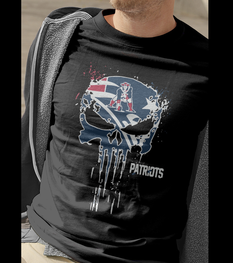 New England Patriots Skull Flag Logo With Patriots T-Shirt