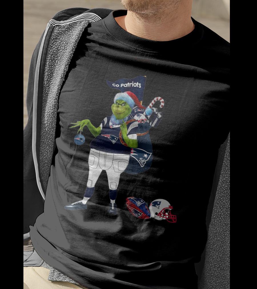 Santa Grinch New England Patriots Go Patriots Holiday Spirit Football Fans T-Shirt