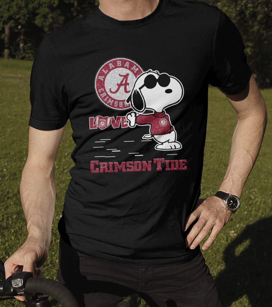 Snoopy Crimson Tide Alabama Love T-Shirt