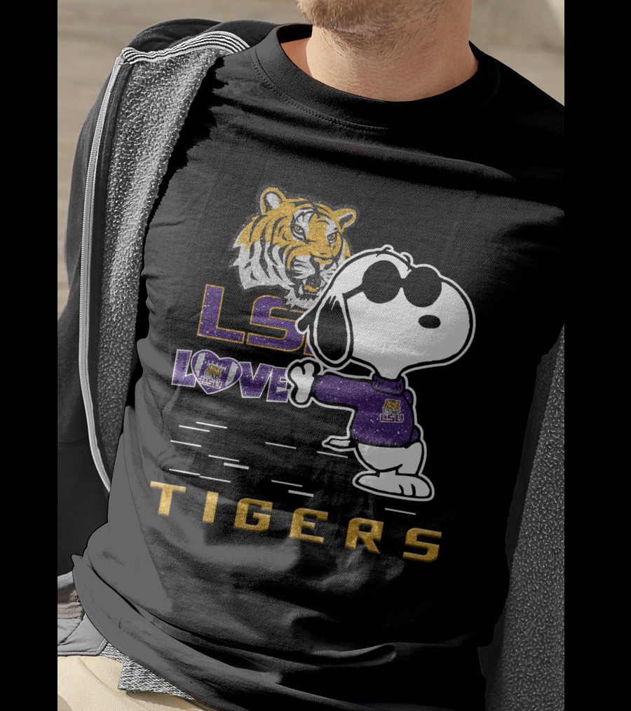 LSU Tigers Love Snoopy Tiger T-Shirt
