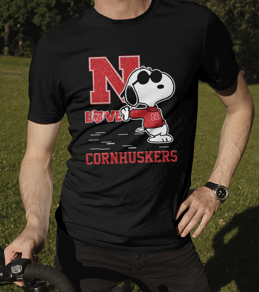 Snoopy Nebraska Cornhuskers Love N T-Shirt