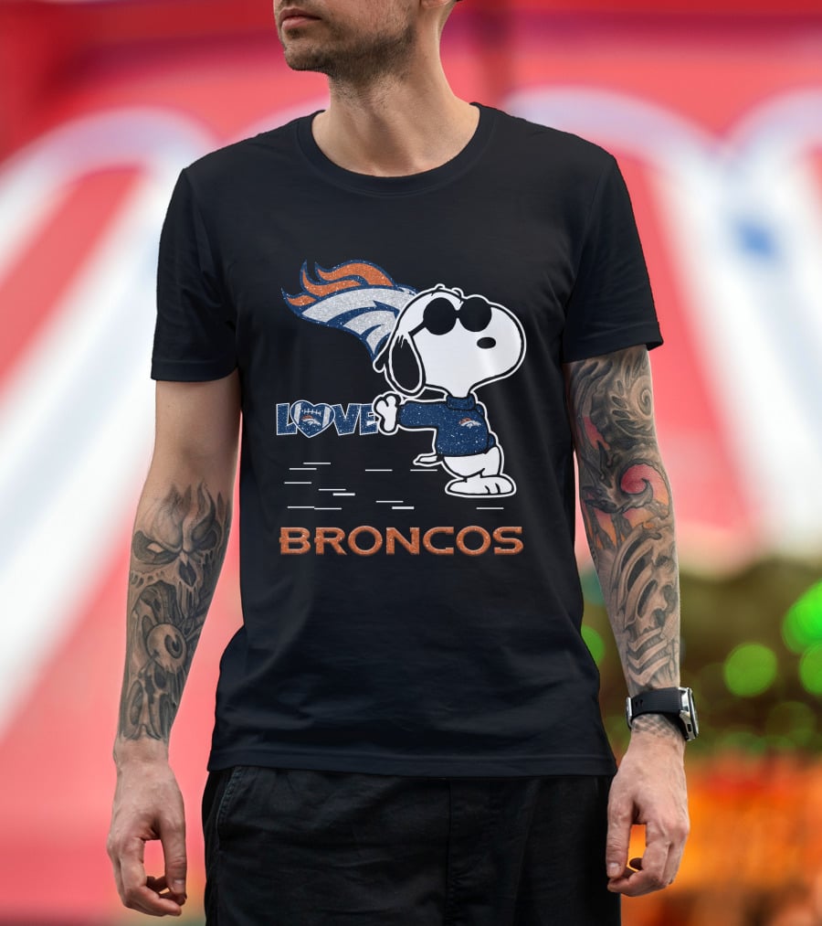 Snoopy Love Denver Broncos Nfl Fans T-Shirt