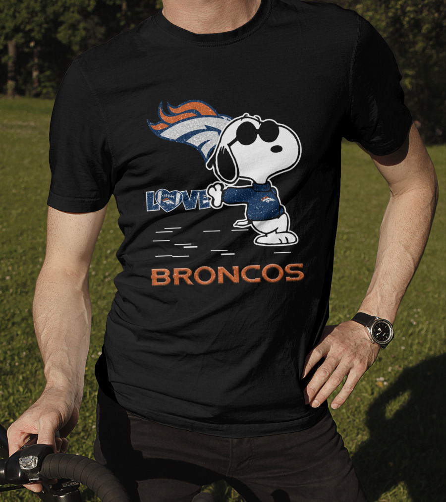 Snoopy Love Denver Broncos Nfl Fans T-Shirt