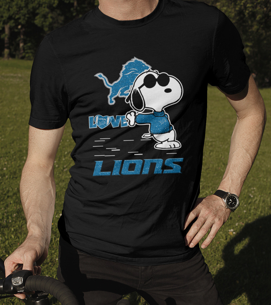 Snoopy Love Detroit Lions Nfl Football Fans T-Shirt