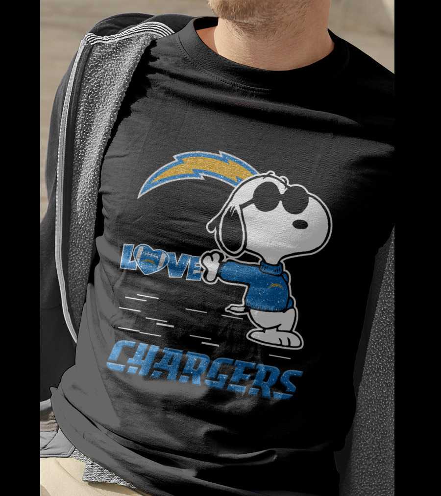 Snoopy Love Chargers Los Angeles T-Shirt