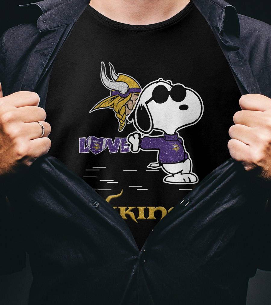 Snoopy Love Minnesota Vikings T-Shirt