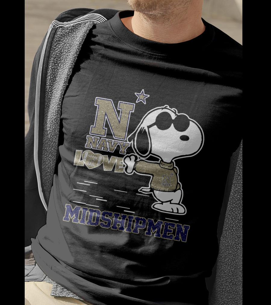 Navy Love Midshipmen Snoopy Walking With Star T-Shirt