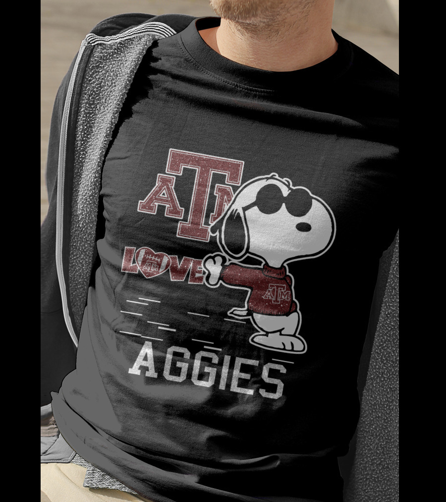 Snoopy AT Love Texas A&M Aggies T-Shirt