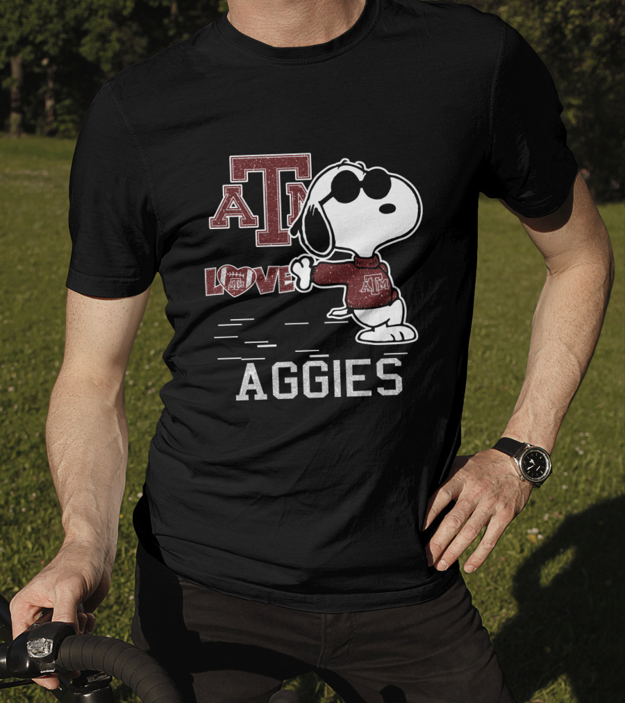 Snoopy AT Love Texas A&M Aggies T-Shirt