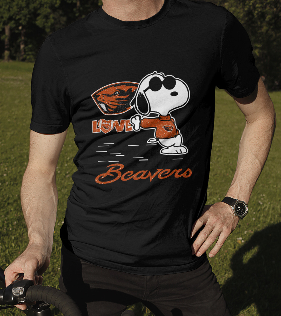 Snoopy Love Oregon State Beavers T-Shirt