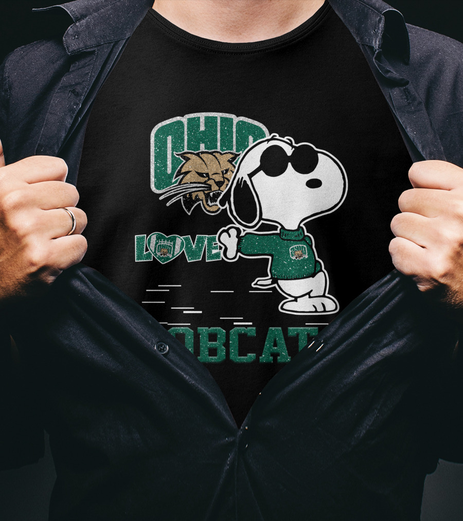 Snoopy Ohio Bobcats Love With Bobcat T-Shirt