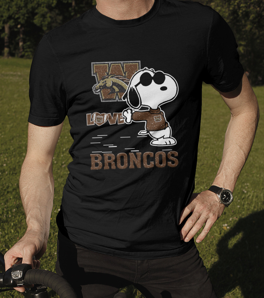 Snoopy Love Western Michigan Broncos Football Mascot Enthusiast T-Shirt