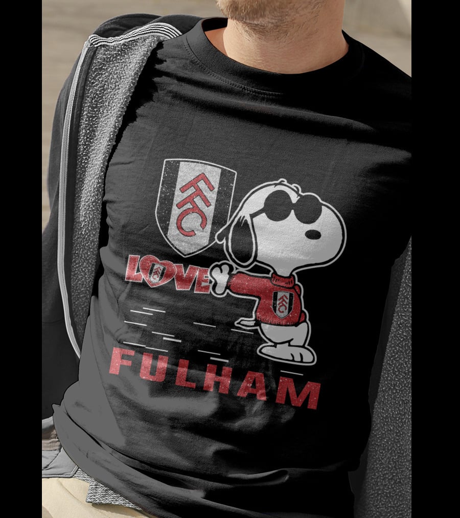 Snoopy Love Fulham Fc Fans Peanuts Football Club Spirit T-Shirt