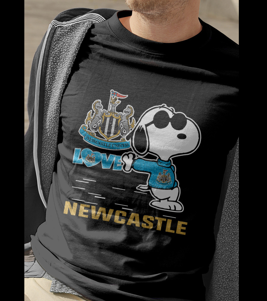 Snoopy Love Newcastle United Football Club T-Shirt