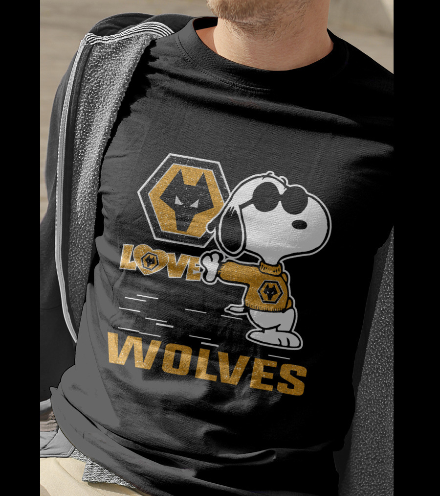 Snoopy Love Wolves Wolverhampton Wanderers T-Shirt