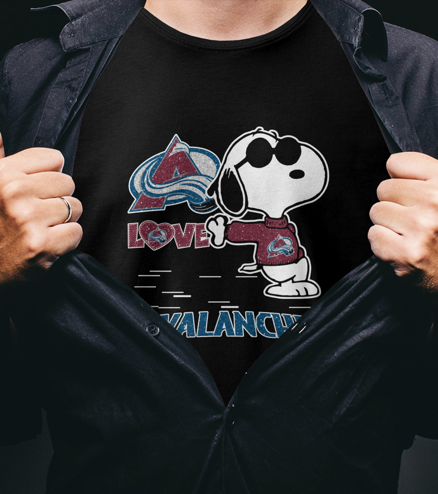 Snoopy Love Colorado Avalanche Peanuts Hockey T-Shirt