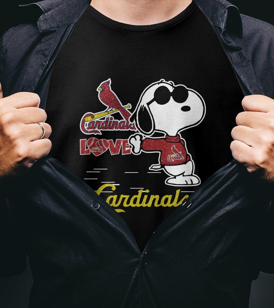 Snoopy Cardinals Love St Louis Cardinals T-Shirt