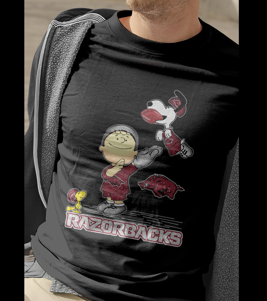 Snoopy And Friends Celebrating Arkansas Razorbacks Football T-Shirt